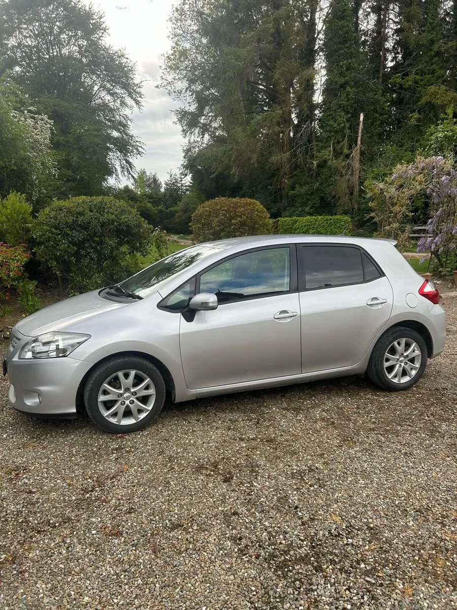 Toyota Auris 2011 Sport 1.4 D4D 5DR - Image 1