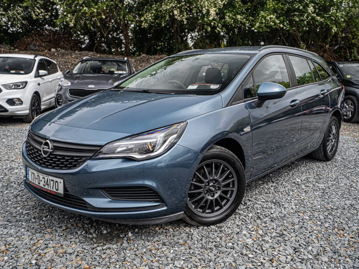 2017 Astra 1.6d Estate/New NCT/Warranty - Image 4