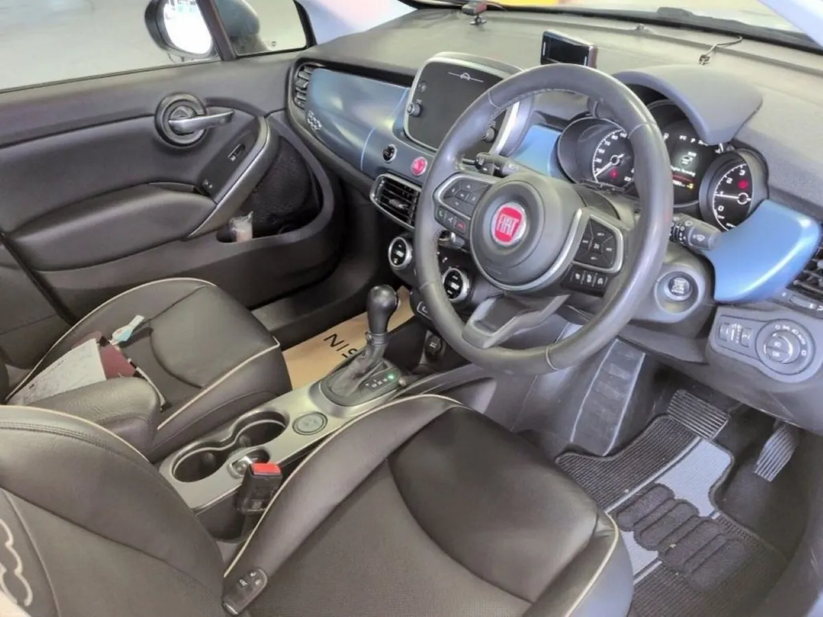 Fiat 500X 1.3 AUTOMATIC - FACTORY ALLOYS - BLACK L - Image 3