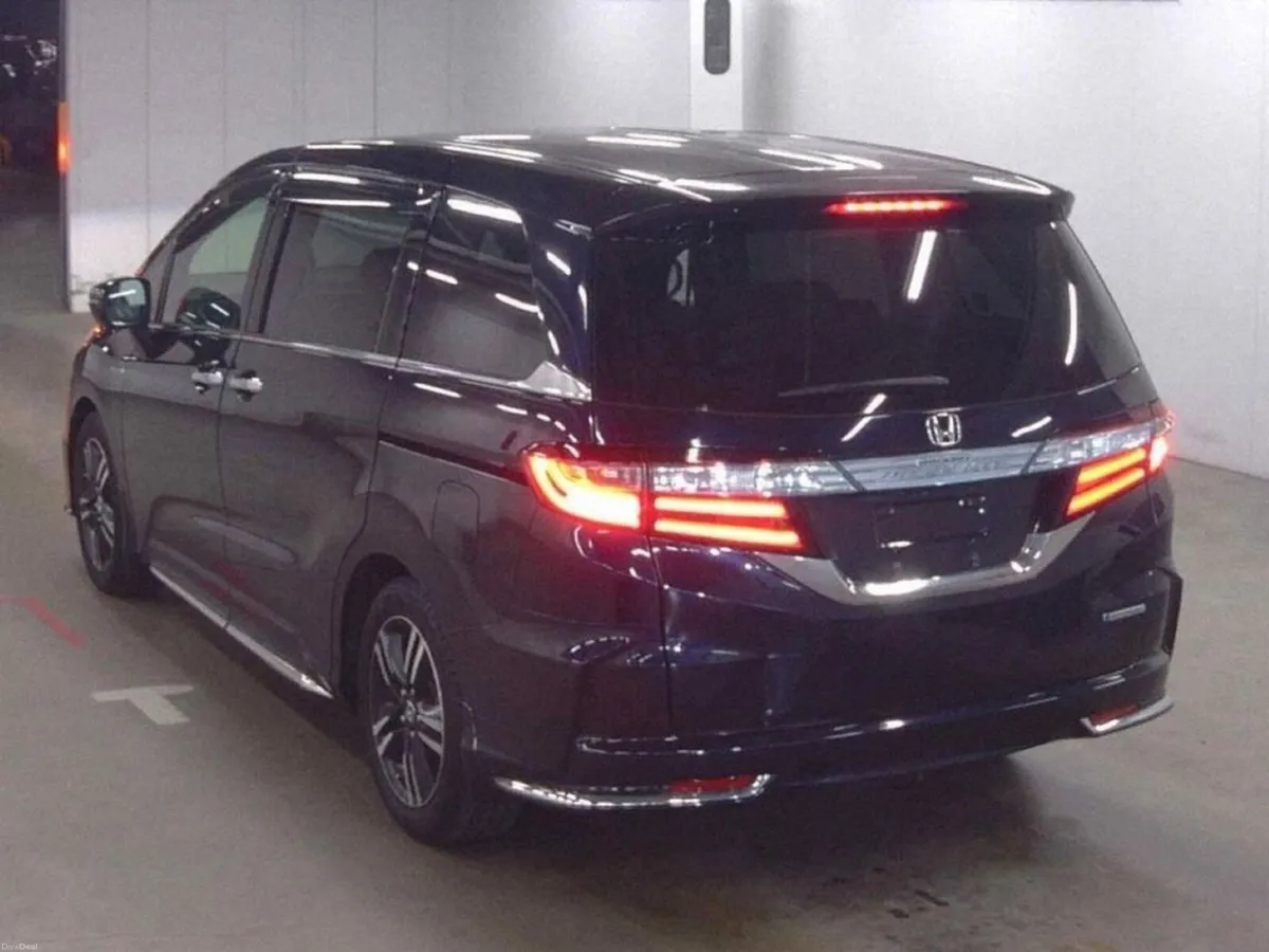 Honda Odyssey 2.0 HYBRID AUTOMATIC 8 SEATER - FACT - Image 2