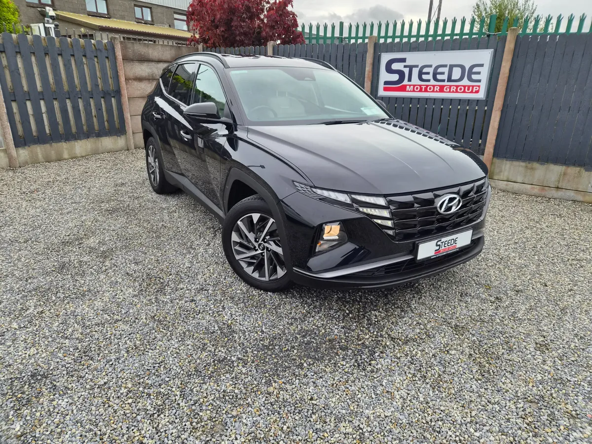 2021 (212) Hyundai Tucson Executive 5dr SUV - Image 2