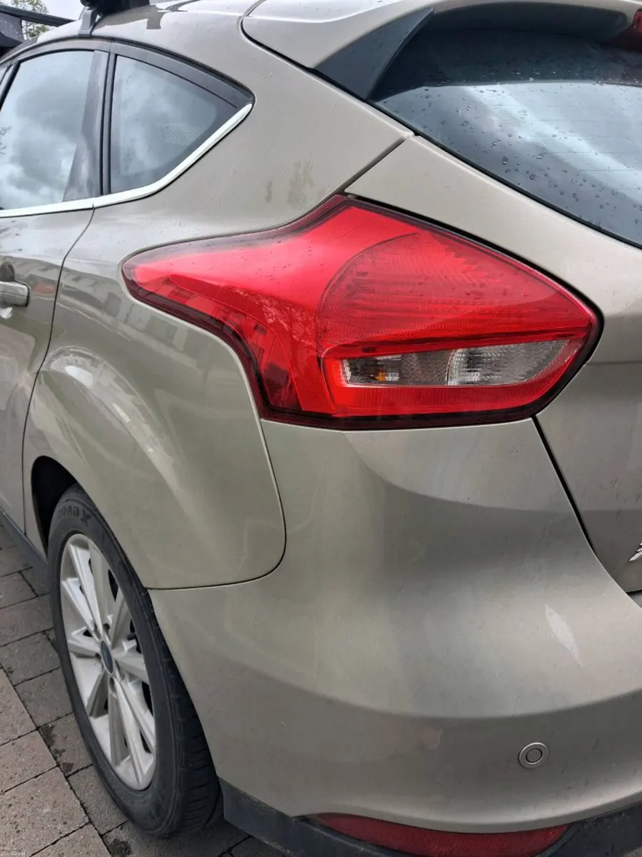 Ford Focus - Image 4