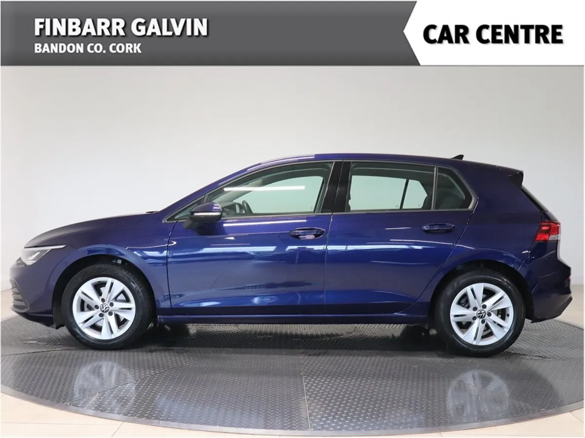 VW Golf 1.0 TSI 110HP Life - Image 3