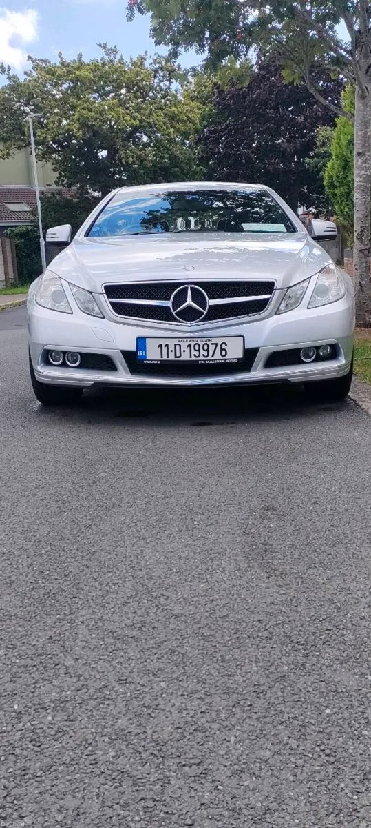 Mercedes Benz E220 - Image 4