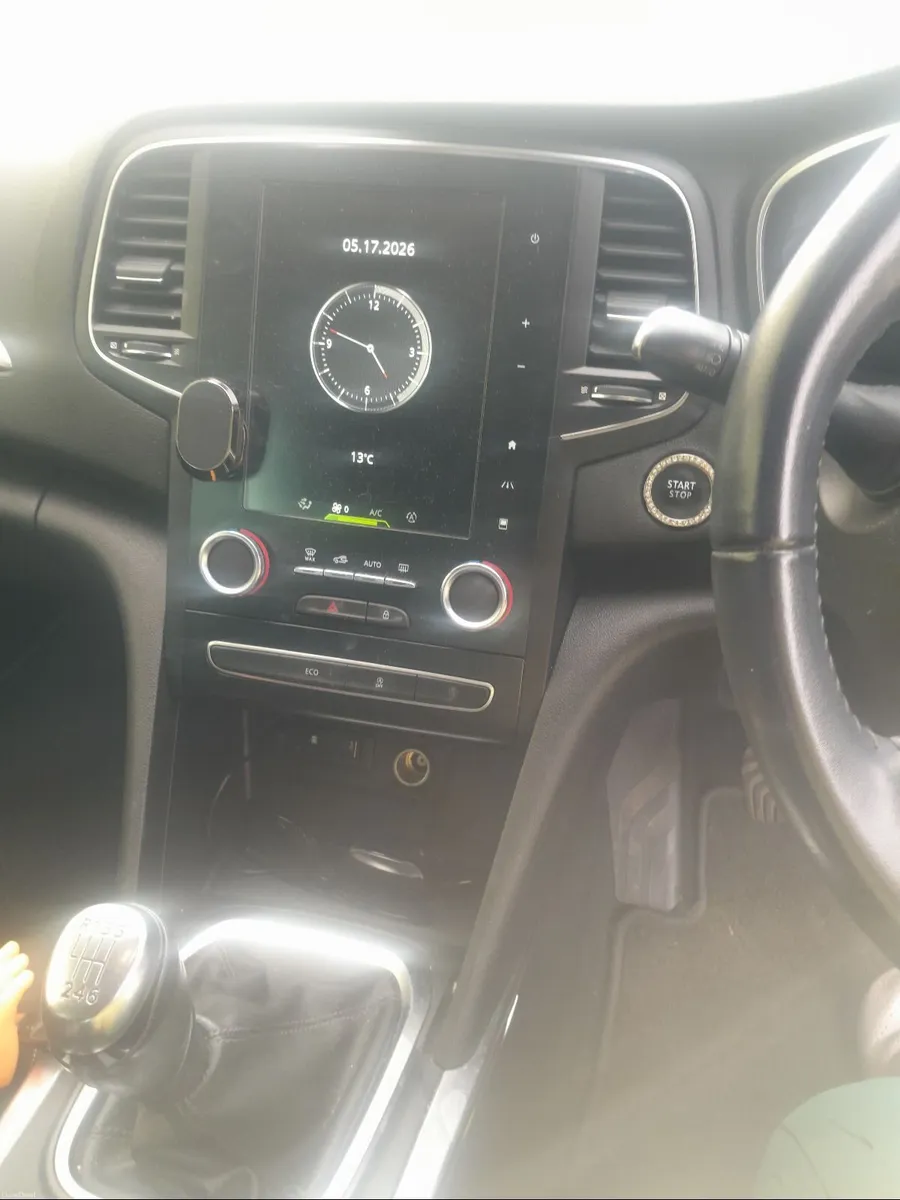 Renault Megane 2018 - Image 3