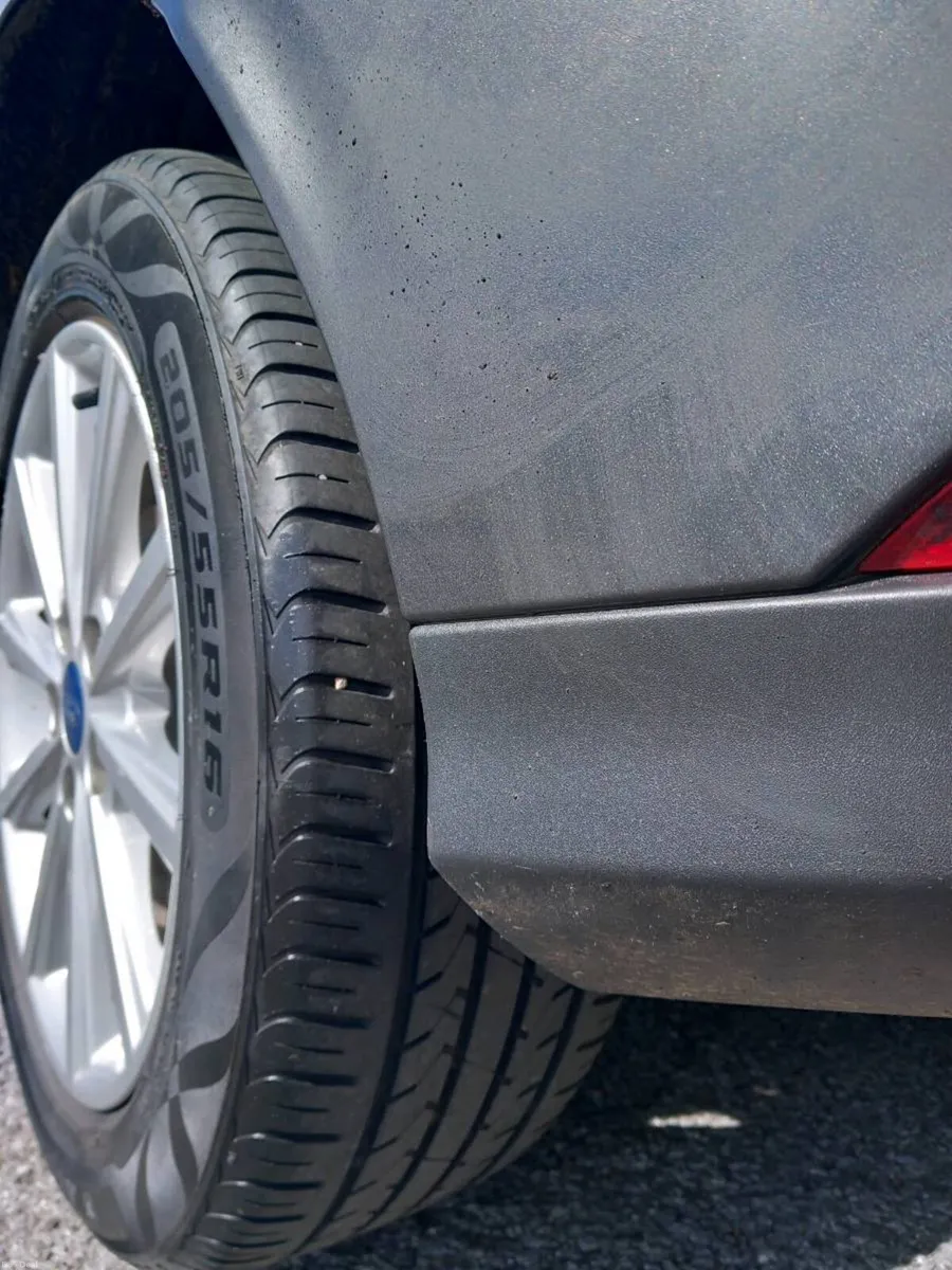 Car - Image 2