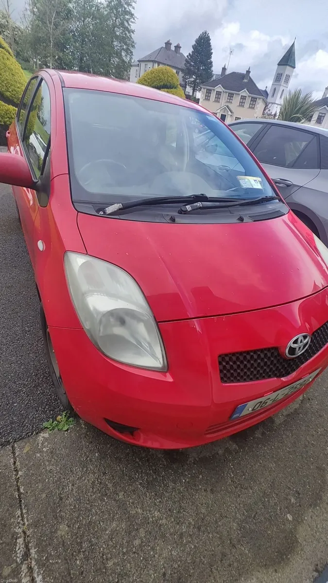 Toyota Yaris 2006 - Image 1