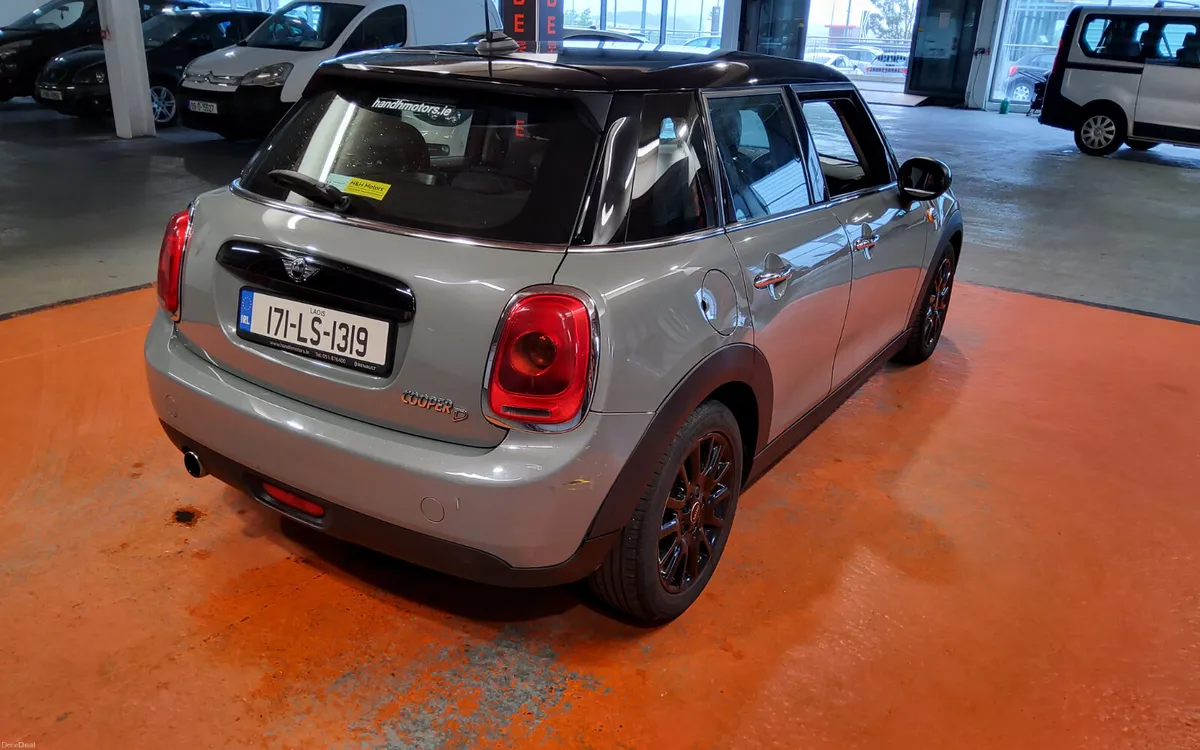 Mini Cooper 2017 - Image 4