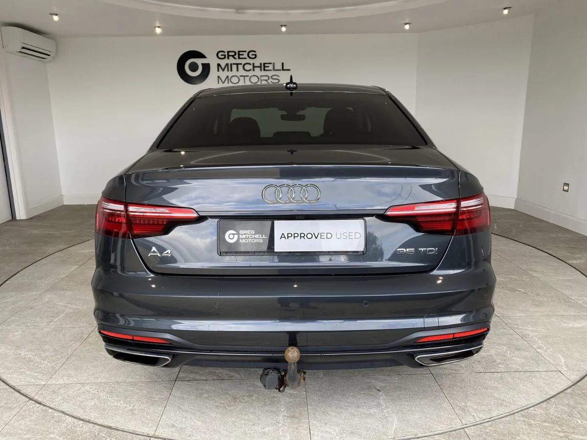 Audi A4 2022 - Image 6