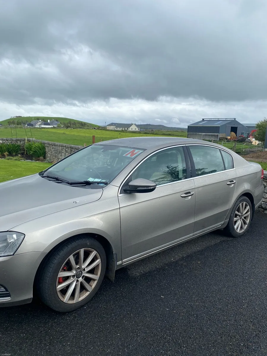 1.6 Volkswagen Passat Highline - Image 1