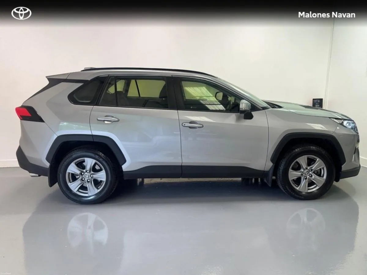 Toyota RAV4 Hybrid Luna - Image 3