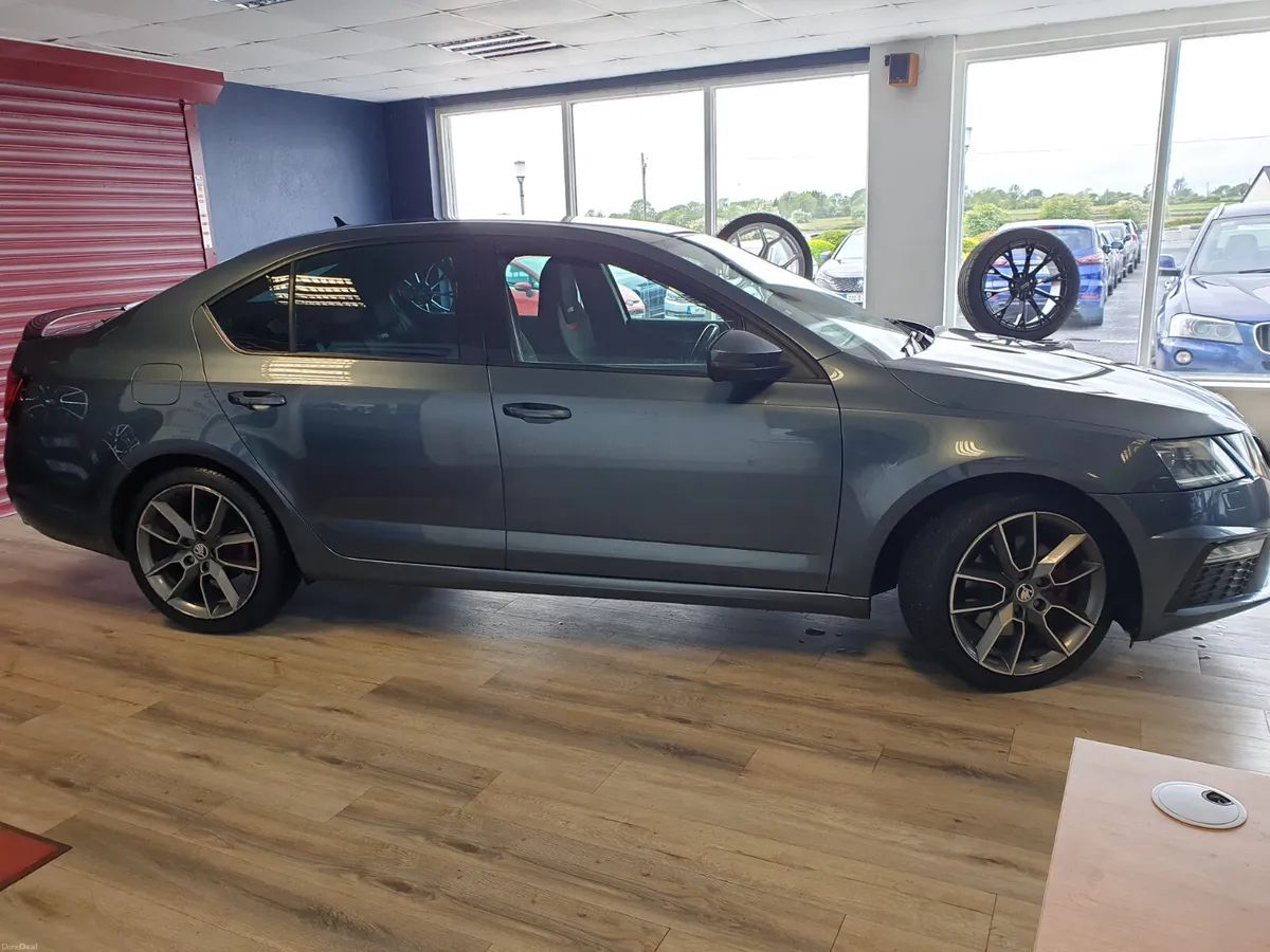 Skoda Octavia 2.0TDI VRS 184BHP - Image 2