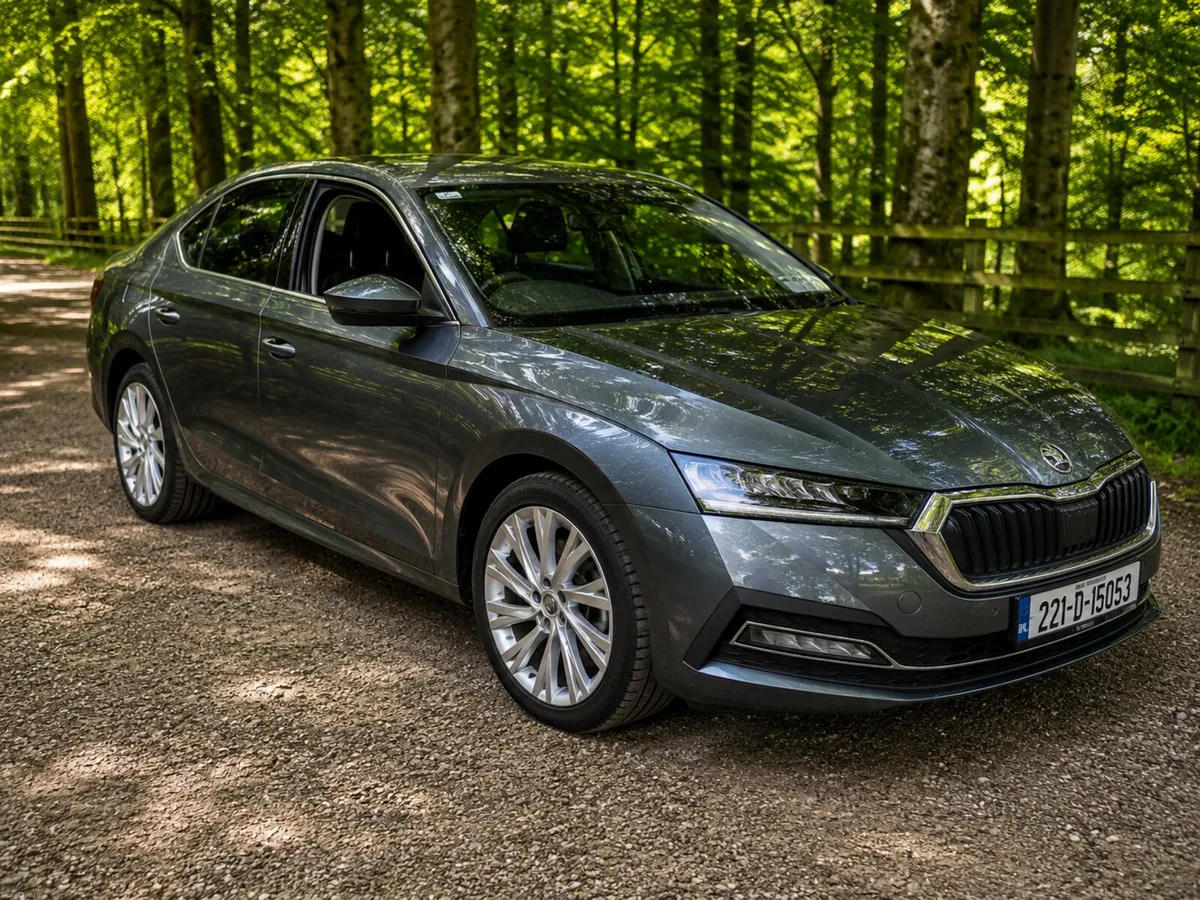Skoda Superb 2022 1.4 TSI Plug In Hybrid - Image 1