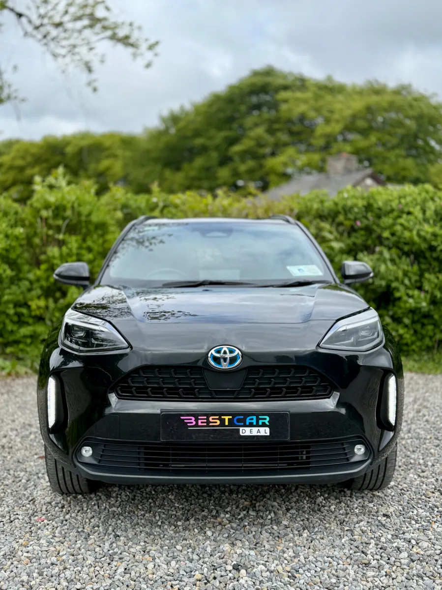 2024 Toyota Yaris Cross 1.5 Hybrid Luna Automatic - Image 4