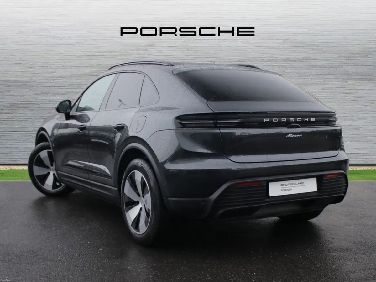 Porsche Macan Electric - Image 3