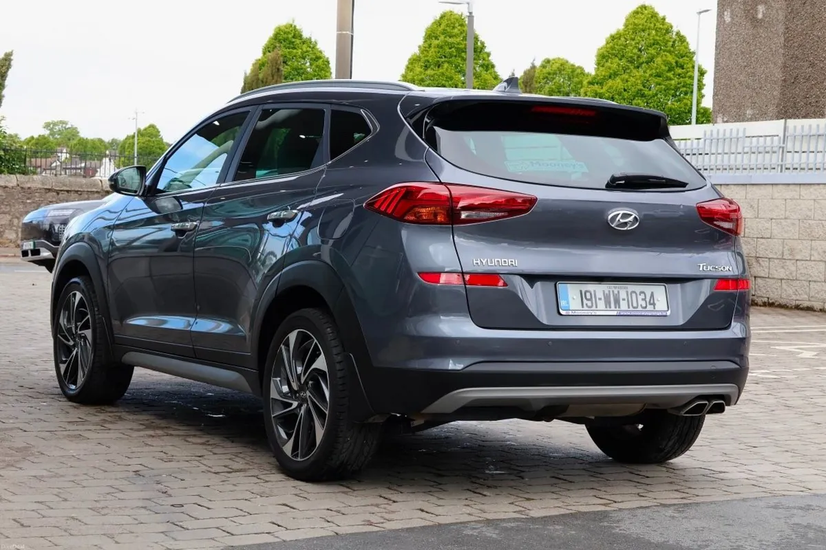 Hyundai Tucson 2WD ExecutivePlus - Image 4