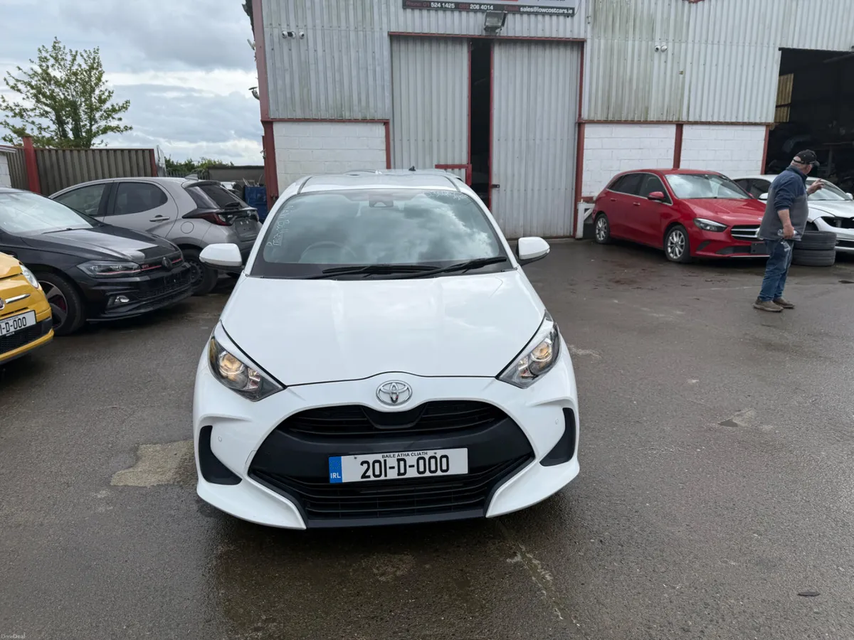 ///Toyota Yaris 2020///Automatic/// - Image 3