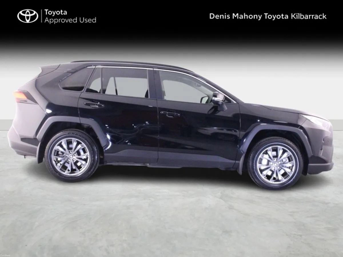 Toyota RAV4 HYBRID SOL 4DR AUTO - Image 3