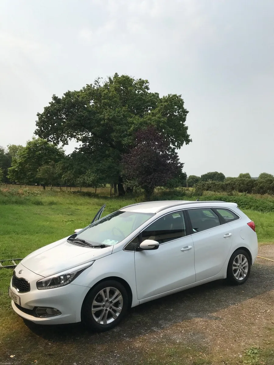 KIA CEED 1.6 DIESEL AUTOMATIC - Image 3