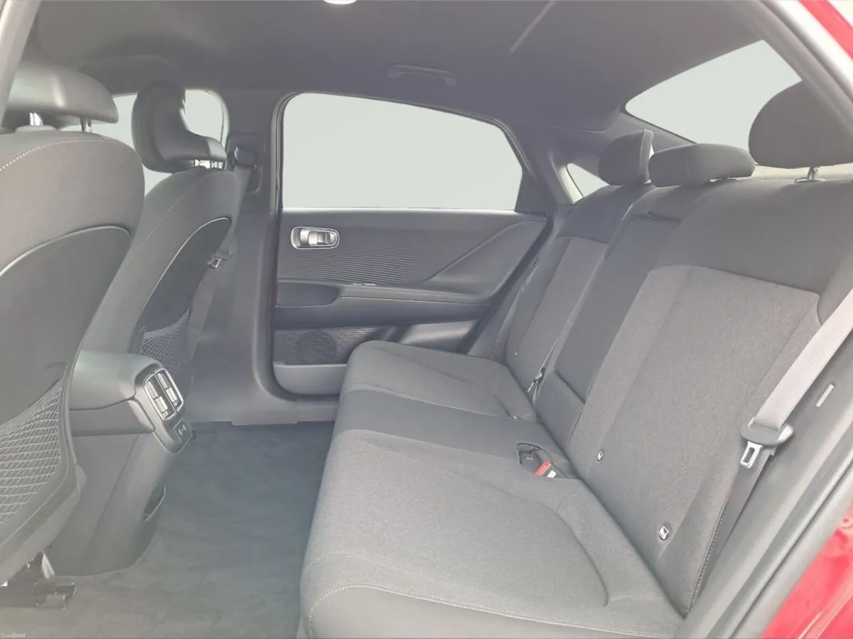 Hyundai IONIQ 6 Ioniq 6 Premium Ev  Premium  228 R - Image 6