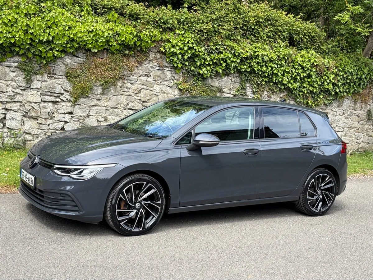 2023 Volkswagen Golf 1.5 TSI Life 130 BHP - Image 2
