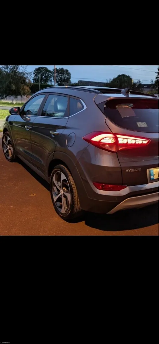 ***Hyundai Tucson 2.0L Premium *** - Image 4