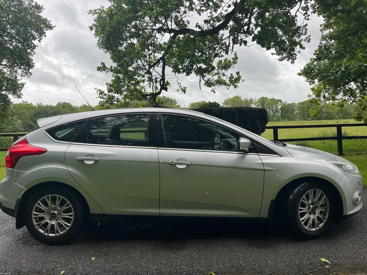 2012 FORD FOCUS TITANIUM NCT &TAX - Image 2