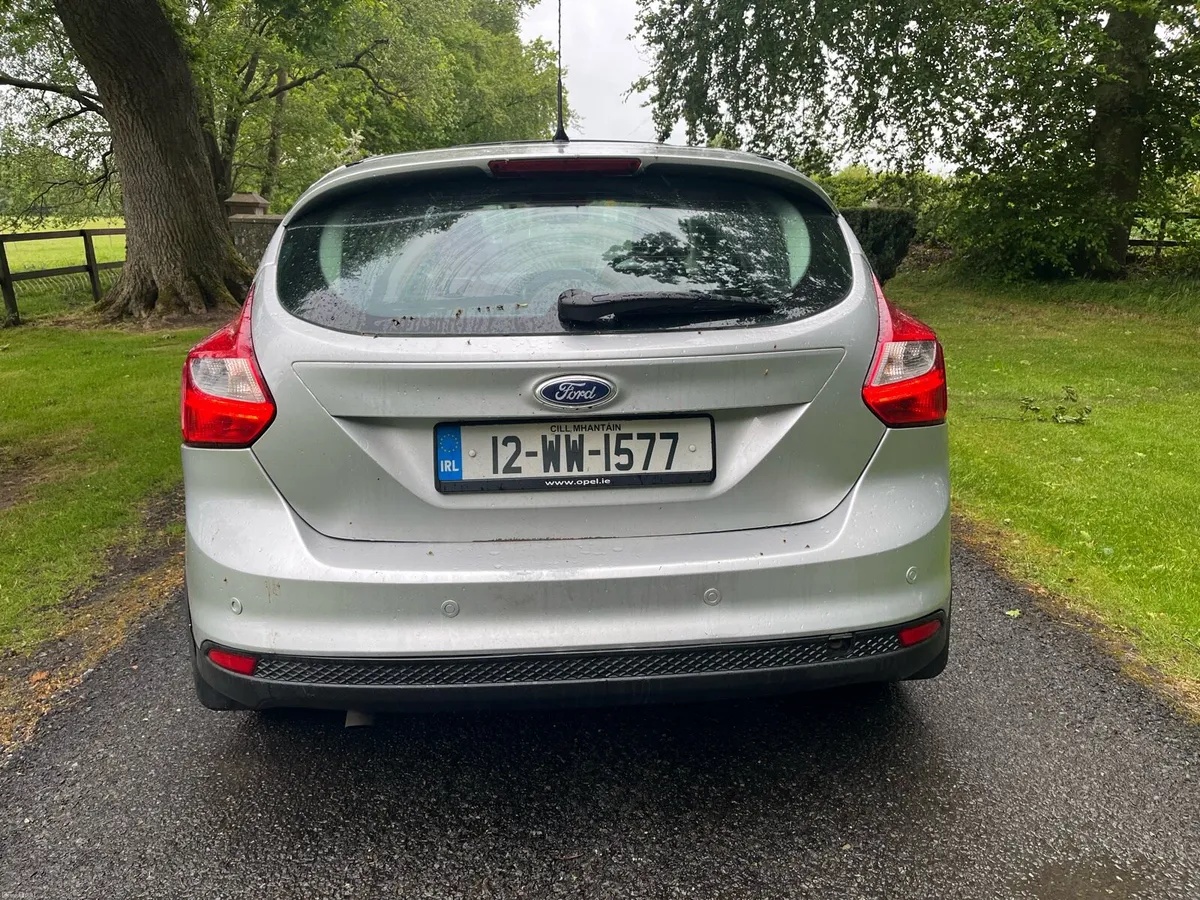 2012 FORD FOCUS TITANIUM NCT &TAX - Image 4