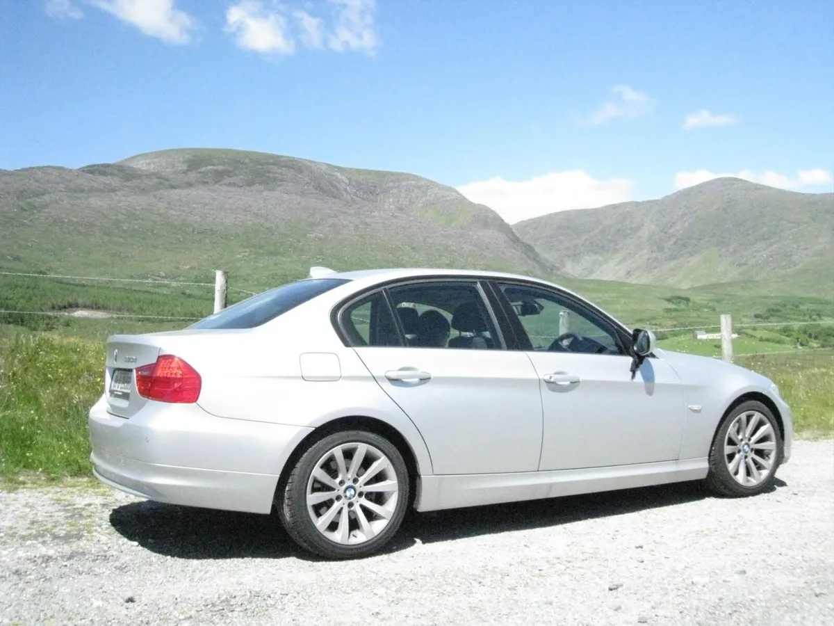 BMW 320D - Image 2