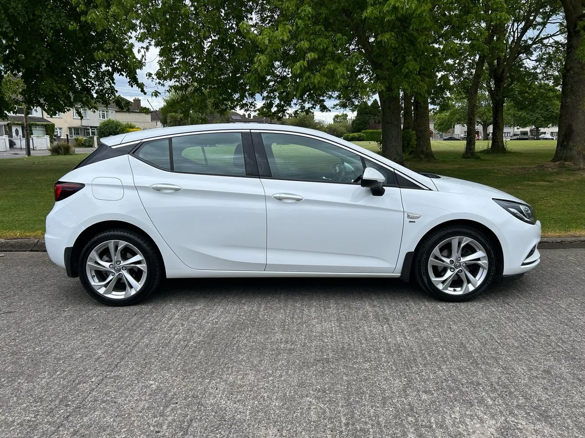 2019 Opel Astra 1.4 Turbo SRI 150BHP // Low Miles - Image 2