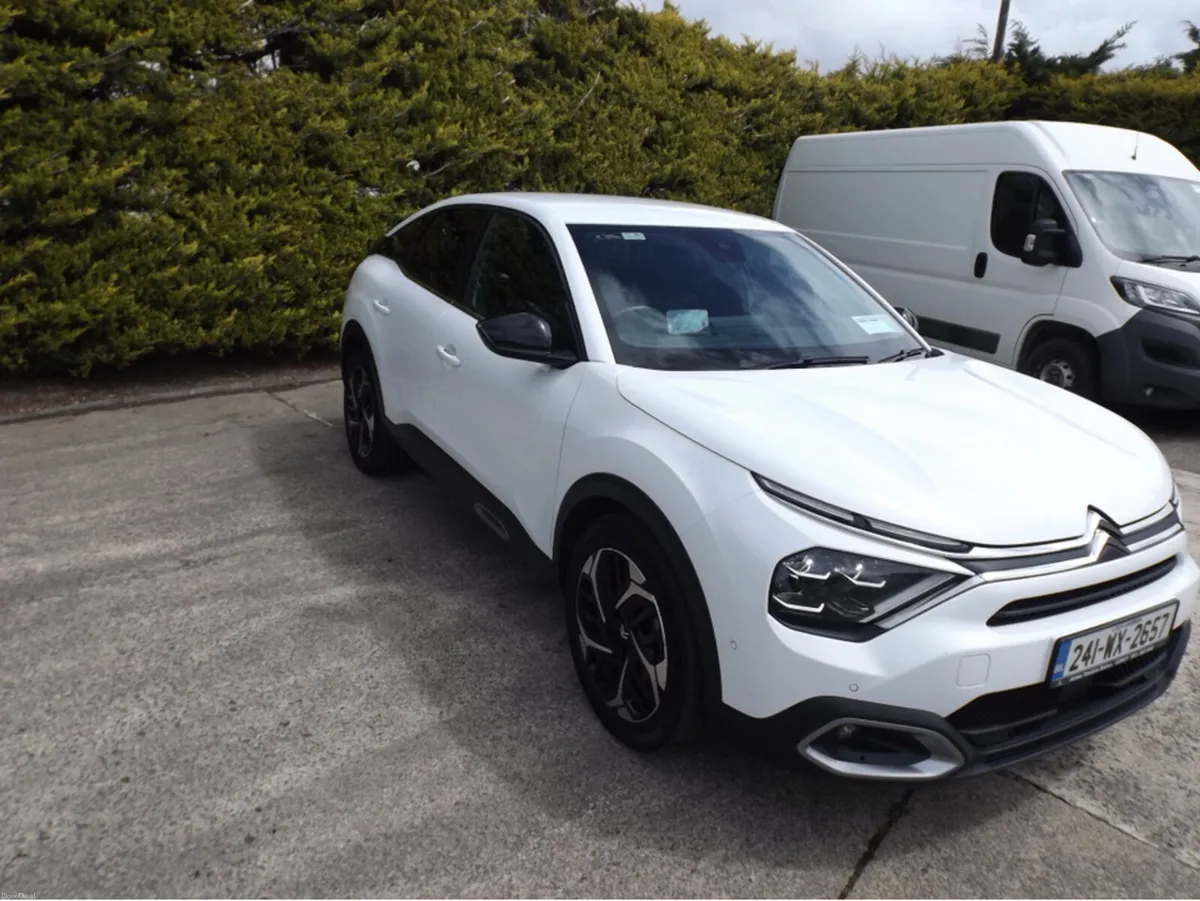 Citroen C4 MAX BLUEHDI 130 EAT8 MY40 4 - Image 3
