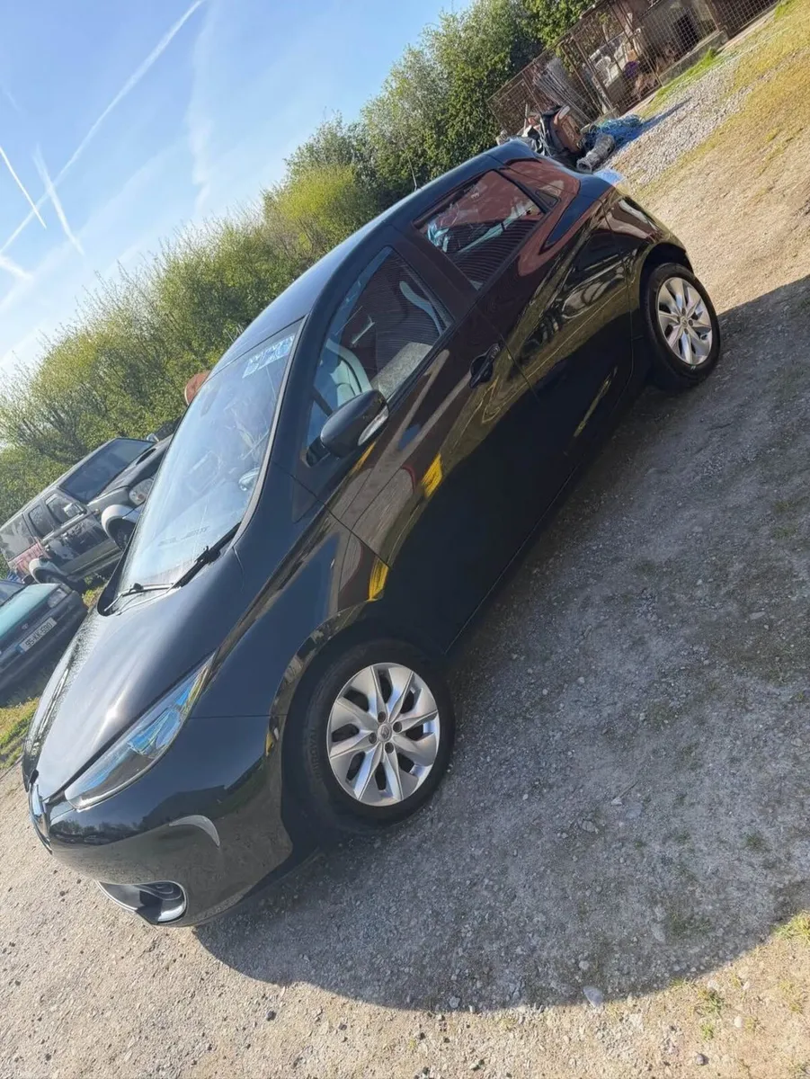 Renault Zoe 2016 - Image 2