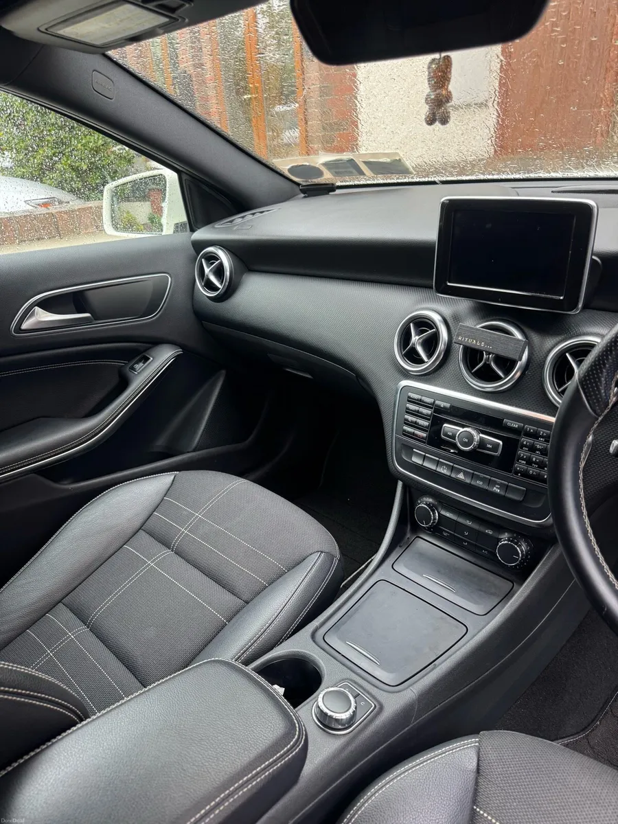 Mercedes Benz a class A180 - Image 4