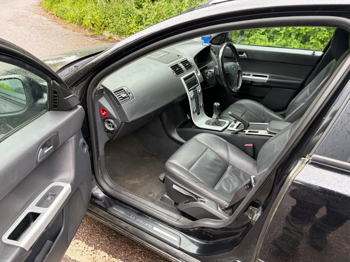 Volvo V50 2012 - Image 5