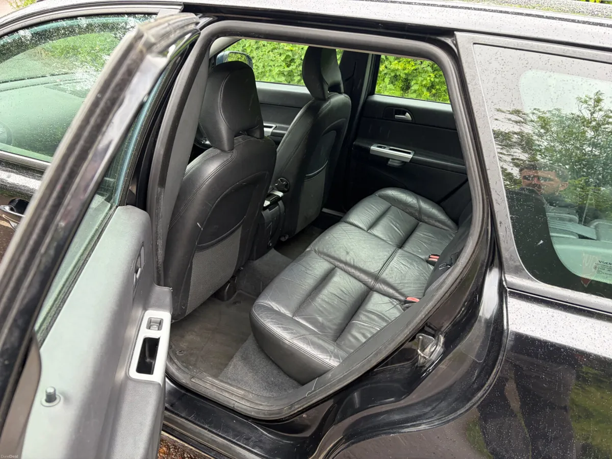 Volvo V50 2012 - Image 6