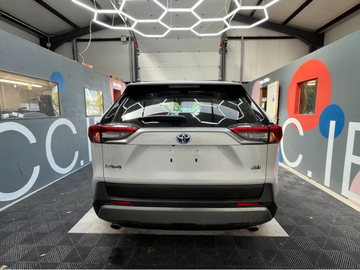 Toyota RAV4 2024 TOYOTA RAV4 HYBRID G 2.5 AUTOMATI - Image 3