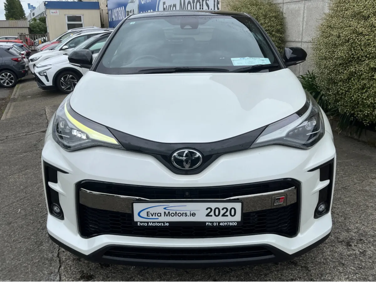 Toyota C-HR GR SPORT AUTOMATIC HYBRID 1.8 PETROL / - Image 2