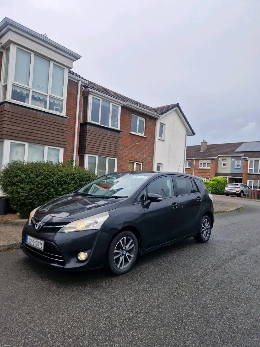 Car - Image 2