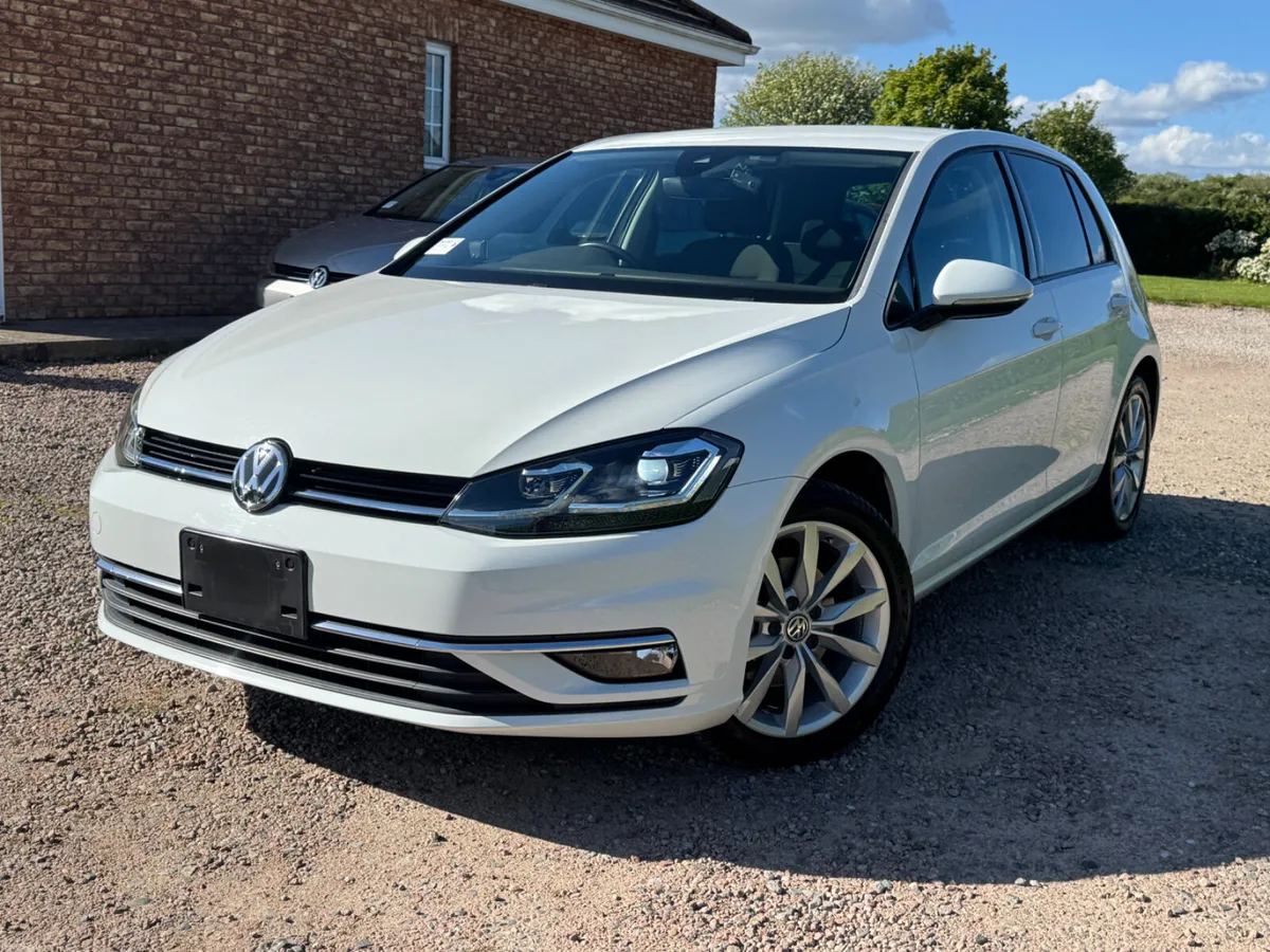 182 Volkswagen Golf Comfortline 1.2 DSG - Image 2