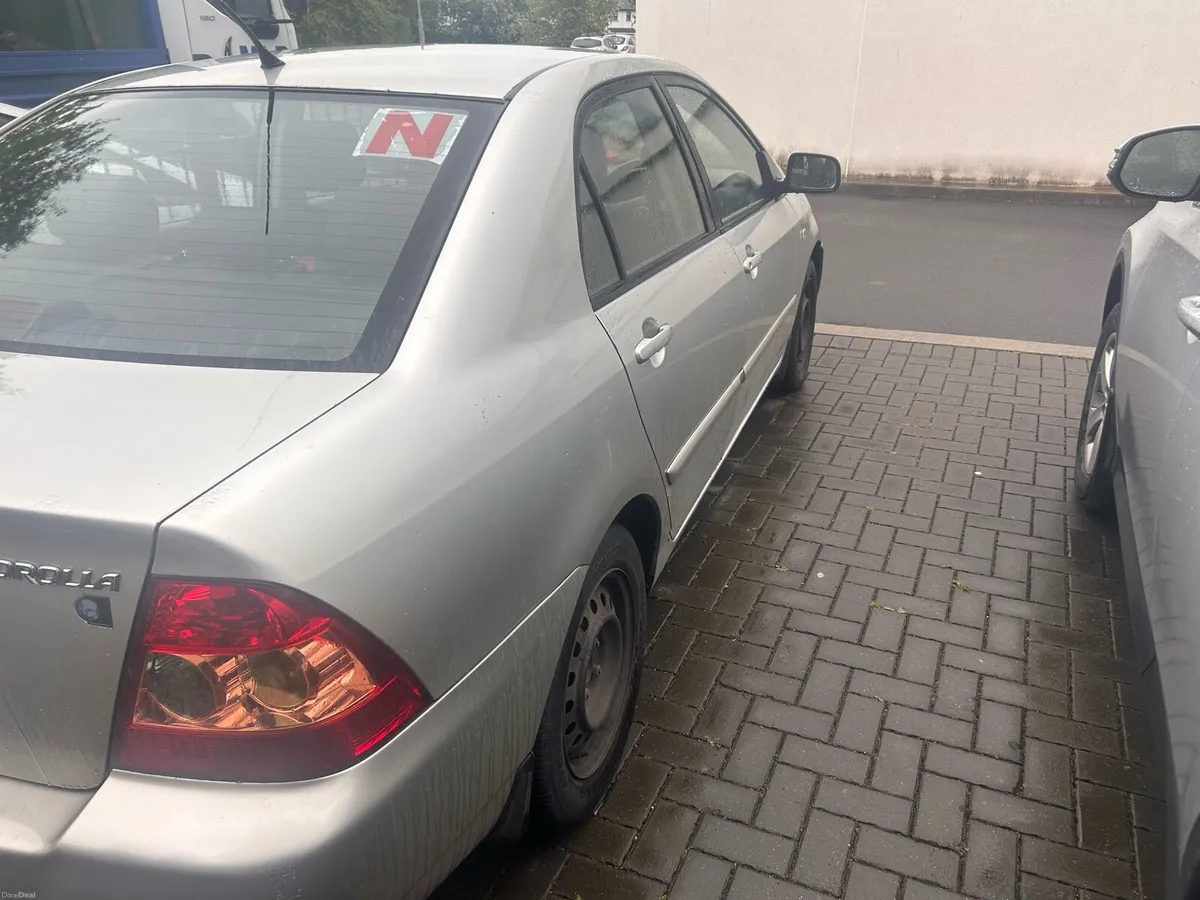 Toyota Corolla - Image 3