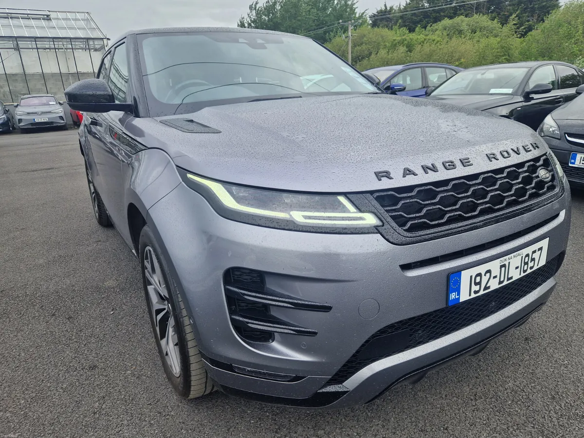 Range Rover Evoque 4x4 AUTO ,PAN ROOF 2YR WARRANTY - Image 4