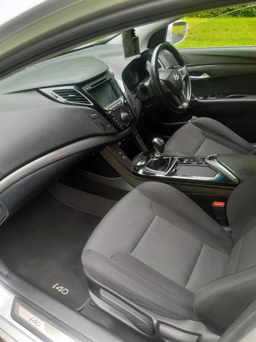 2016 HYUNDAI I40 1.7 CRDI BLUE DRIVE SE NAV 5DR - Image 6