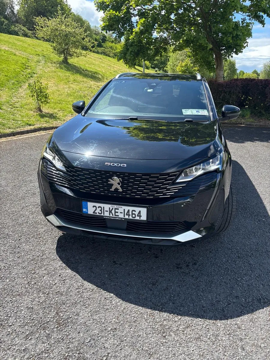 Peugeot 5008 2023 - Image 1