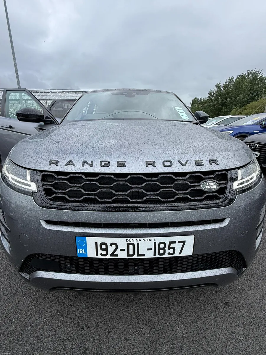 Range Rover Evoque 4x4 AUTO ,PAN ROOF 2YR WARRANTY - Image 1