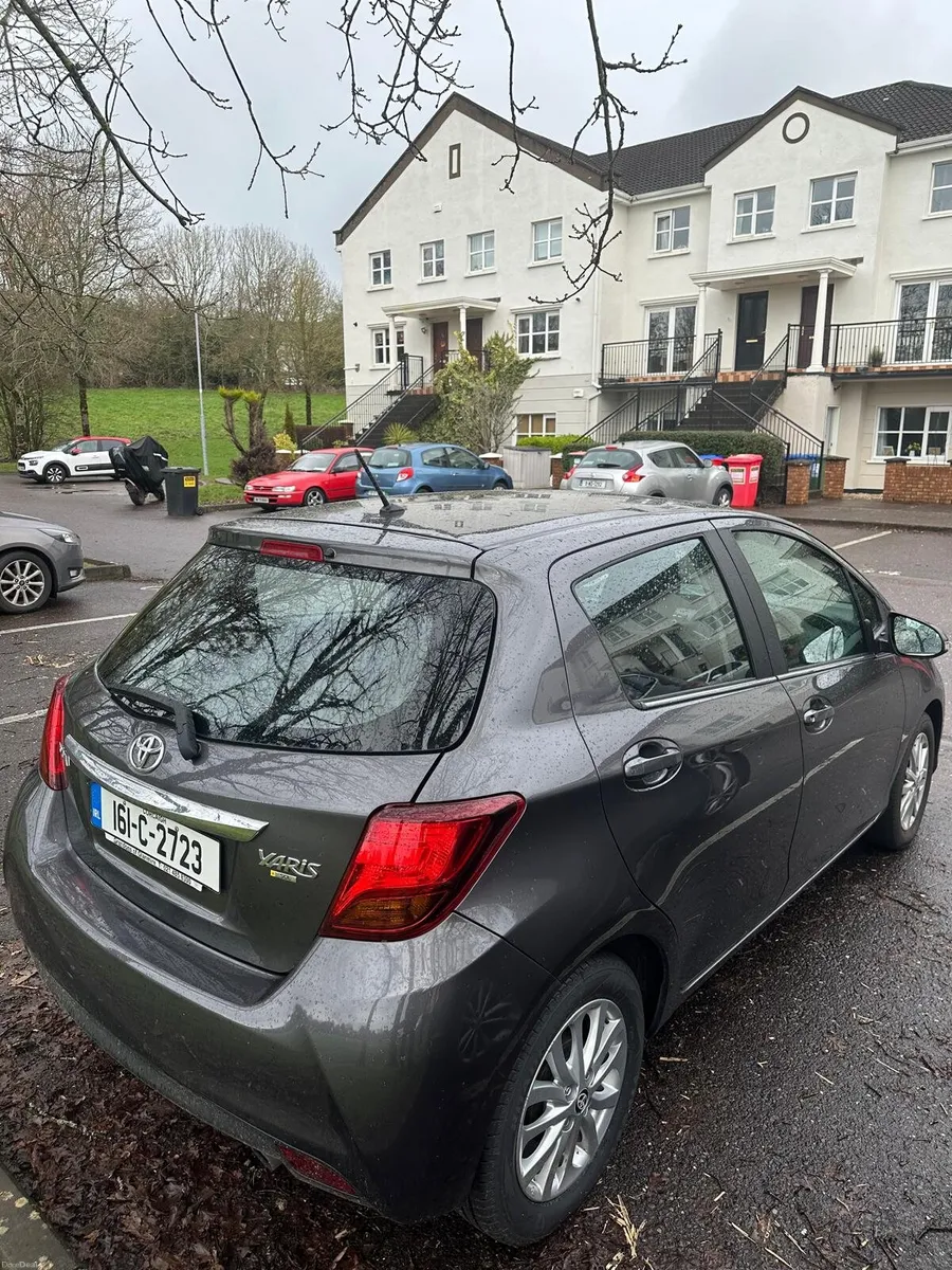 Toyota Yaris - Image 2