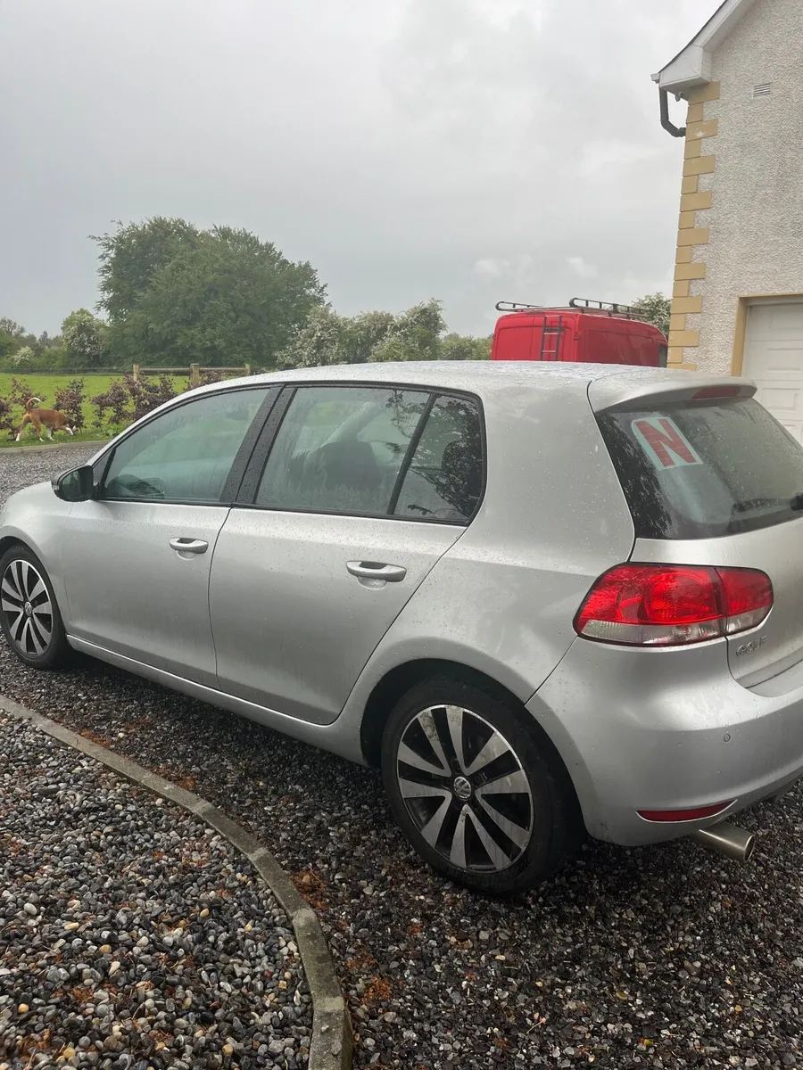 Volkswagen Golf 2011 - Image 4