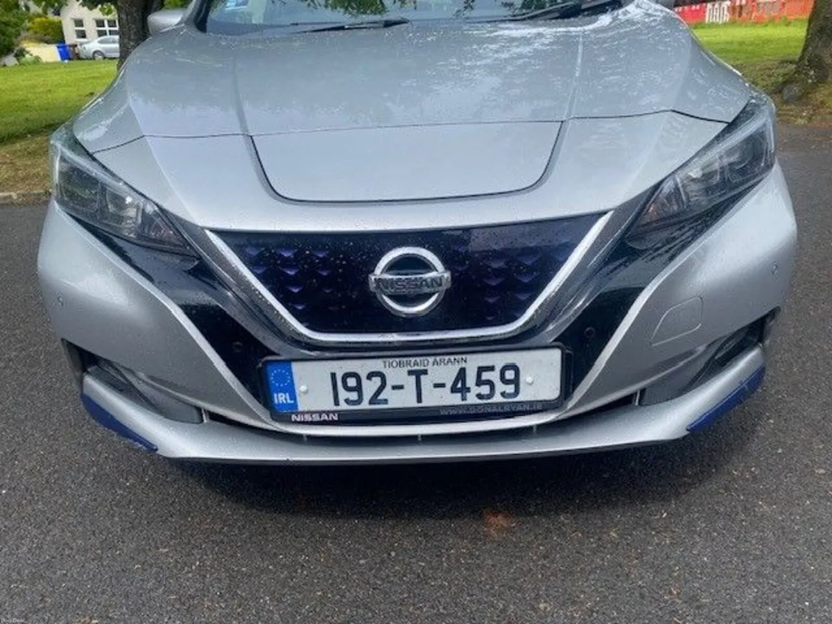 Nissan Leaf 2019 EV SV Premium 40KW - Image 3