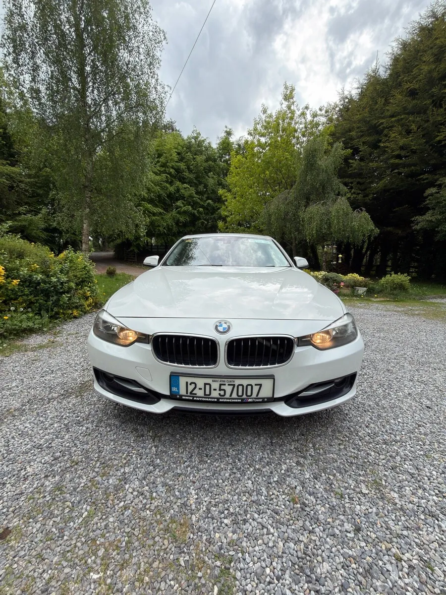 BMW f30 318D sport + - Image 2
