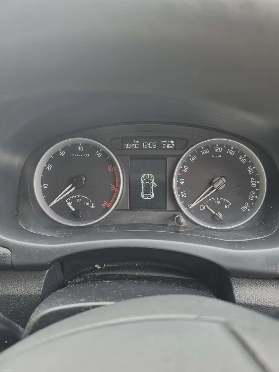 Skoda Fabia 2009 - Image 3