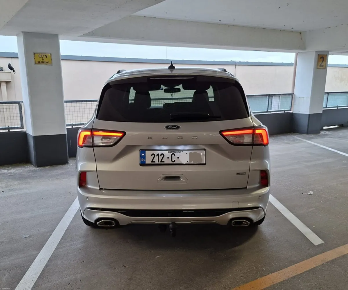 Ford Kuga PHEV ST Line - Image 2